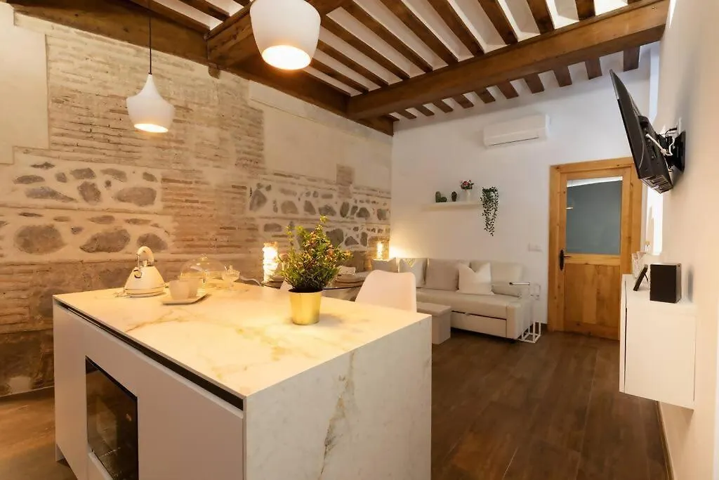 Apartamentos Boutique Hya Toledo Apartment