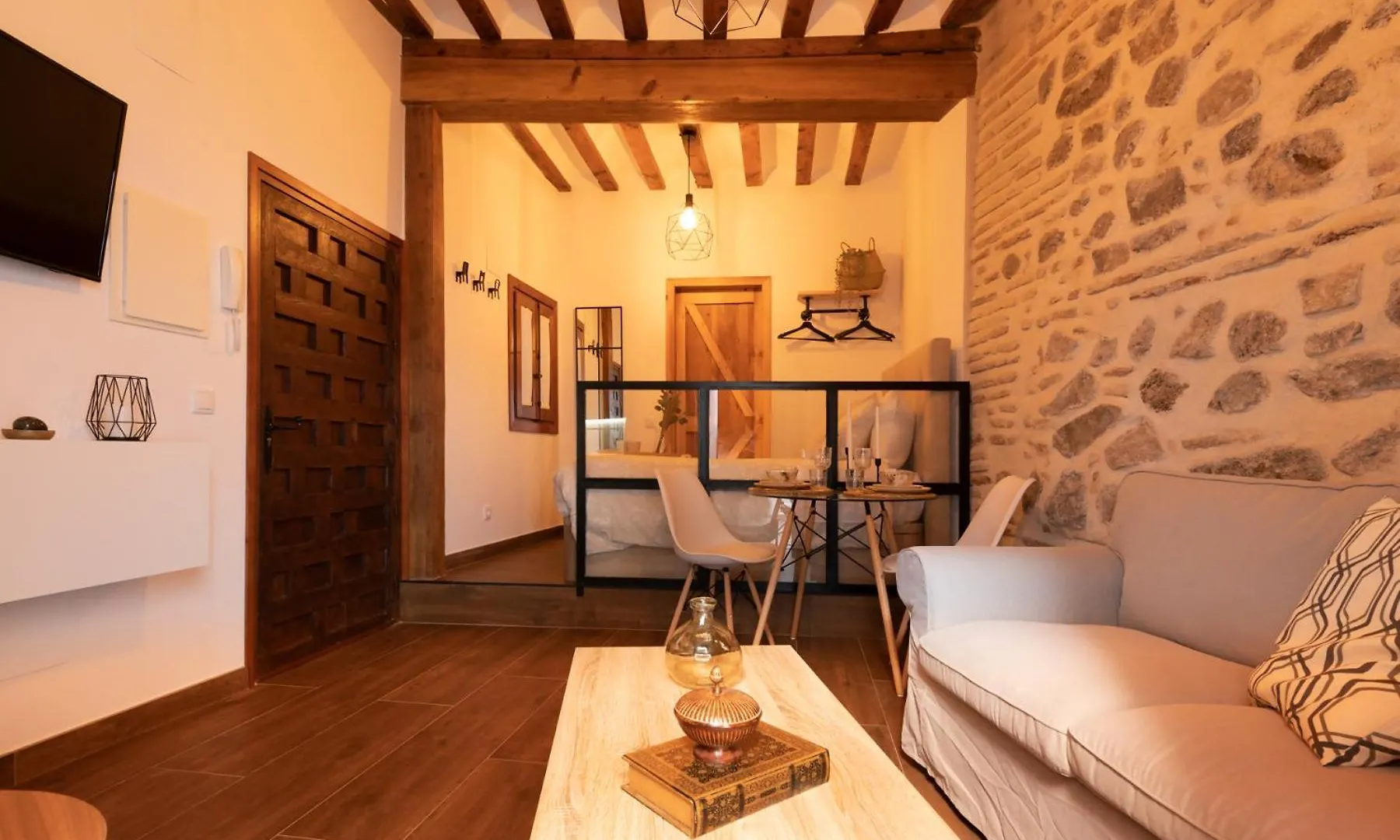 Apartment Apartamentos Boutique Hya Toledo Spain